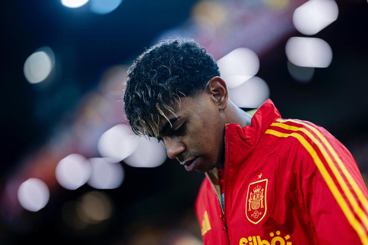 36岁奥巴梅扬无缘美加墨世界杯，下一届世界杯时他已41岁（36岁奥巴梅扬无缘美加墨世界杯，下届再战已41岁）