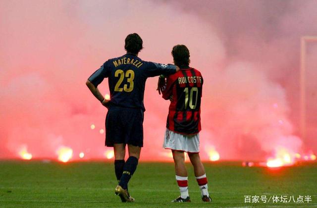 “帅白龙”罗超连克四强，豪取全国自由搏击锦标赛冠军！