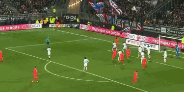 埃芬博格：希望未来乌尔比希成为拜仁一门，目前他是出色替补