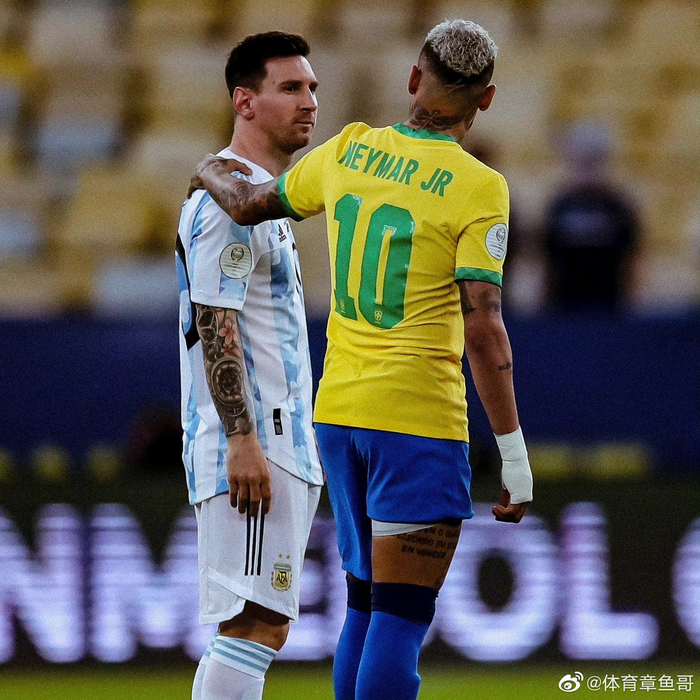 跟队记者：阿方索-戴维斯预计11月22日左右复出（随队记者：阿方索-戴维斯有望在11月22日前后复出）