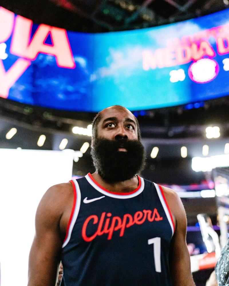 哈兰德：在伯纳乌赢球感觉很棒；欧冠54场55球？为此感到自豪（哈兰德：伯纳乌客胜太棒；欧冠54战55球，我很自豪）