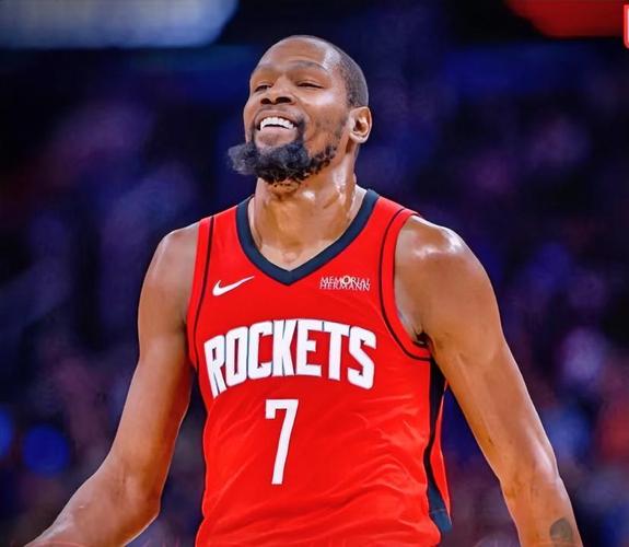 德天空：埃贝尔计划1月与格伊本人谈判，此前已会见其经纪人（德天空：埃贝尔将于1月与格伊直接谈判，早前已与其经纪人会面）