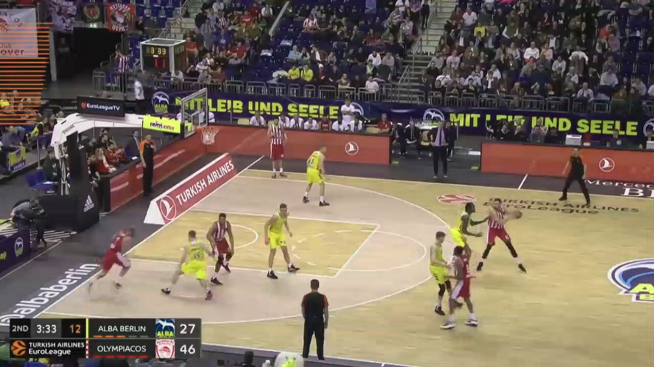 费迪南德：见到巴乔让我非常激动，那仿佛让我回到了童年时代（费迪南德：见到巴乔让我热血沸腾，仿佛瞬间回到童年）